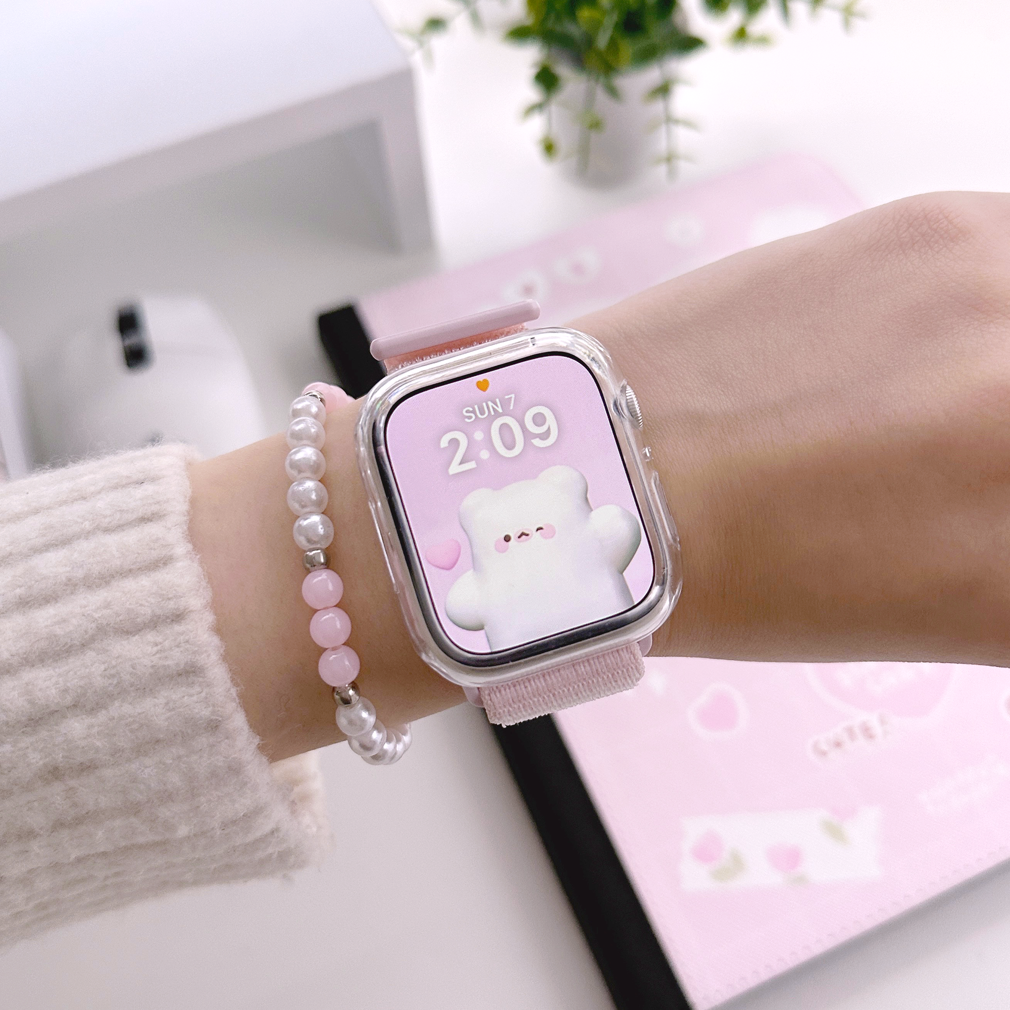 mochi apple watch wallpaper freebies! 🎀♡